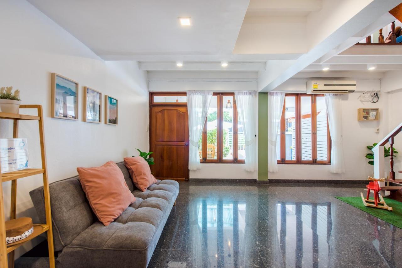 White Beach House Hua Hin 20 Second To The Beach ภายนอก รูปภาพ
