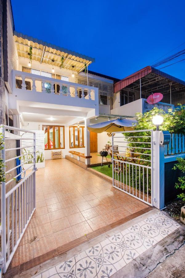 White Beach House Hua Hin 20 Second To The Beach ภายนอก รูปภาพ