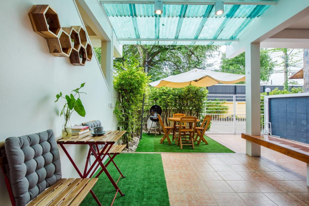 White Beach House Hua Hin 20 Second To The Beach ภายนอก รูปภาพ